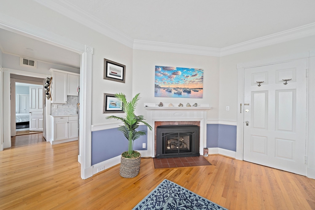 646 Jerusalem Road, Unit 5 Cohasset, MA 02025 - Photo 8 of 34 Gallery Image 8