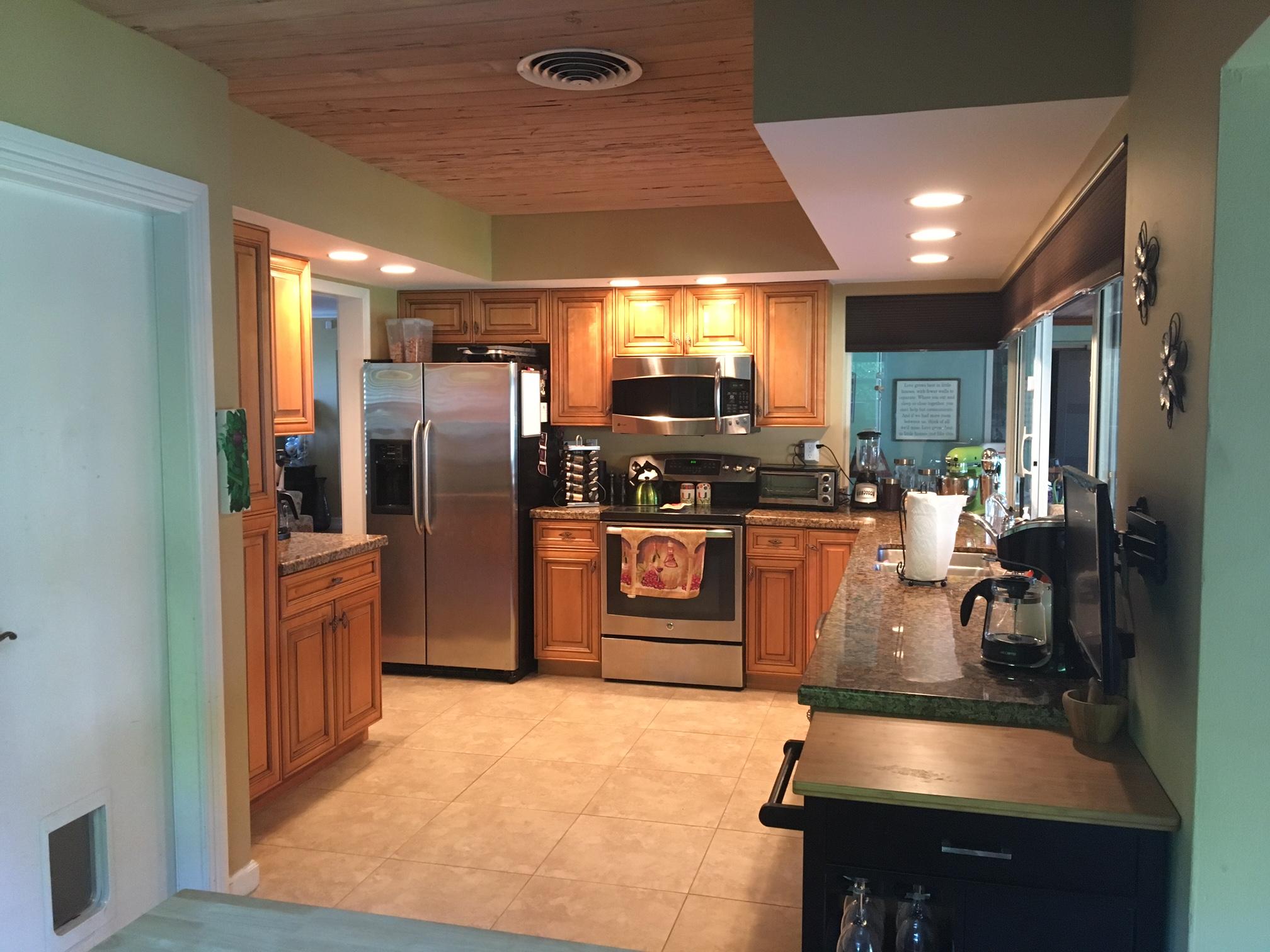 900 Southwest 5th Street Boca Raton, FL 33486 - Photo 3 of 16 Kitchen