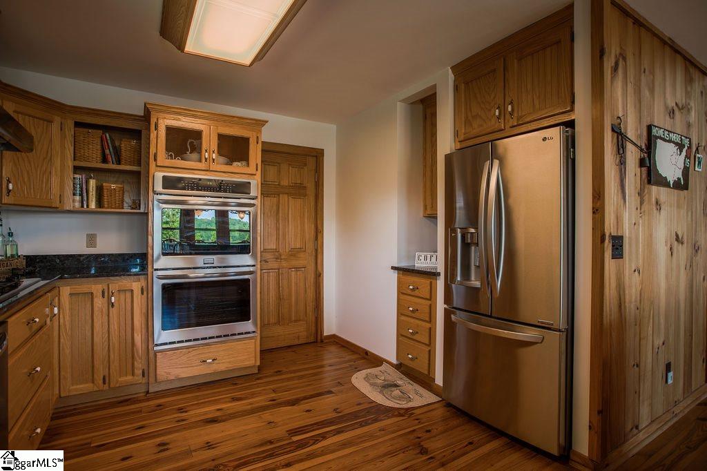 112 Gum Springs Road Greer, SC 29651 - Photo 15 of 36