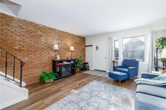 $2,200 | 207 West Ivy Street, East Rochester, NY 14445