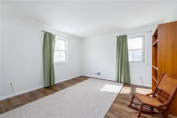 $2,400 | 207 West Ivy Street, East Rochester, NY 14445