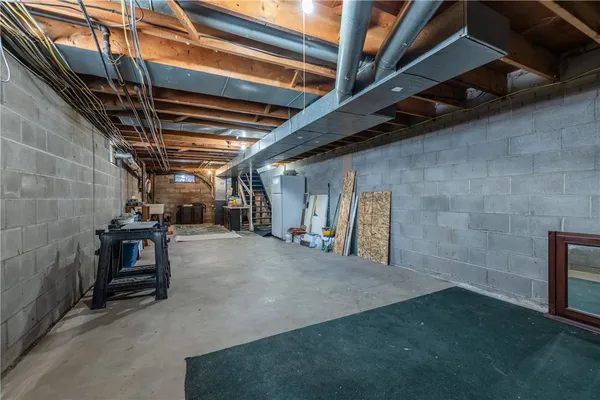 $2,400 | 207 West Ivy Street, East Rochester, NY 14445