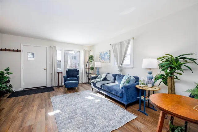 $2,200 | 207 West Ivy Street, East Rochester, NY 14445