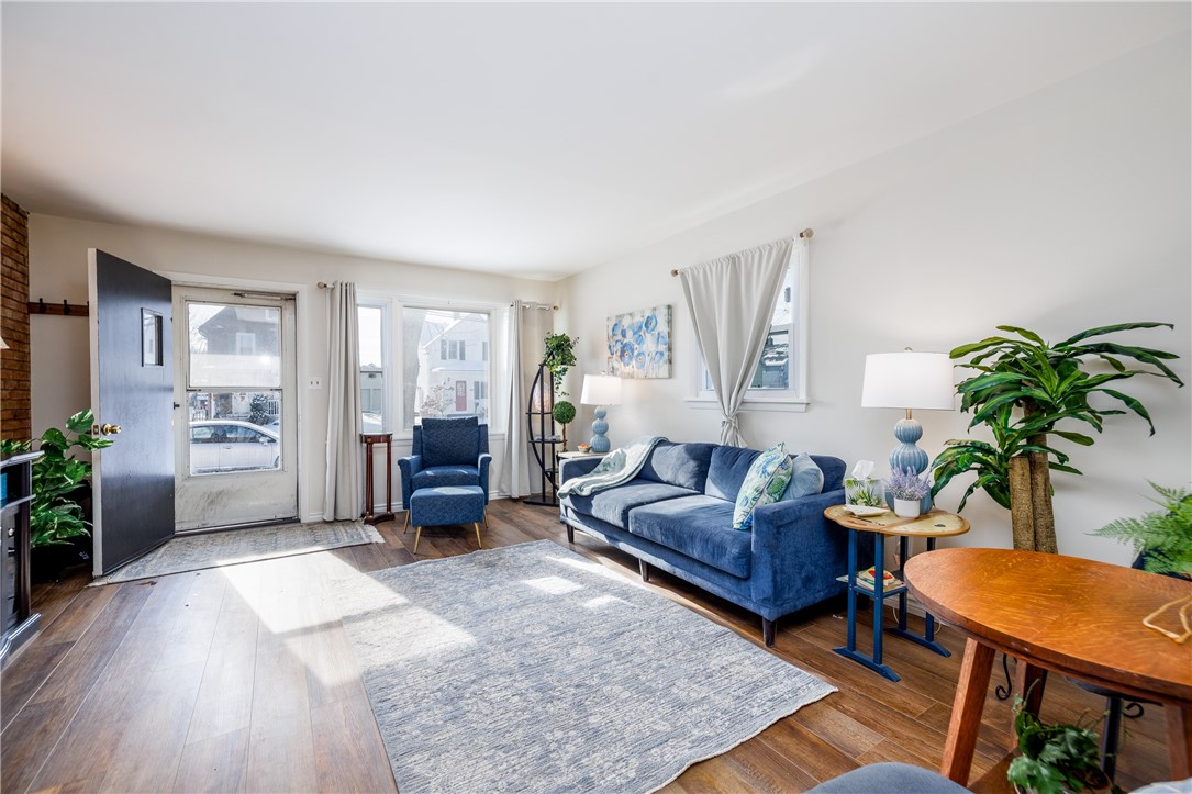 207 West Ivy Street East Rochester, NY 14445 - Photo 8 of 44