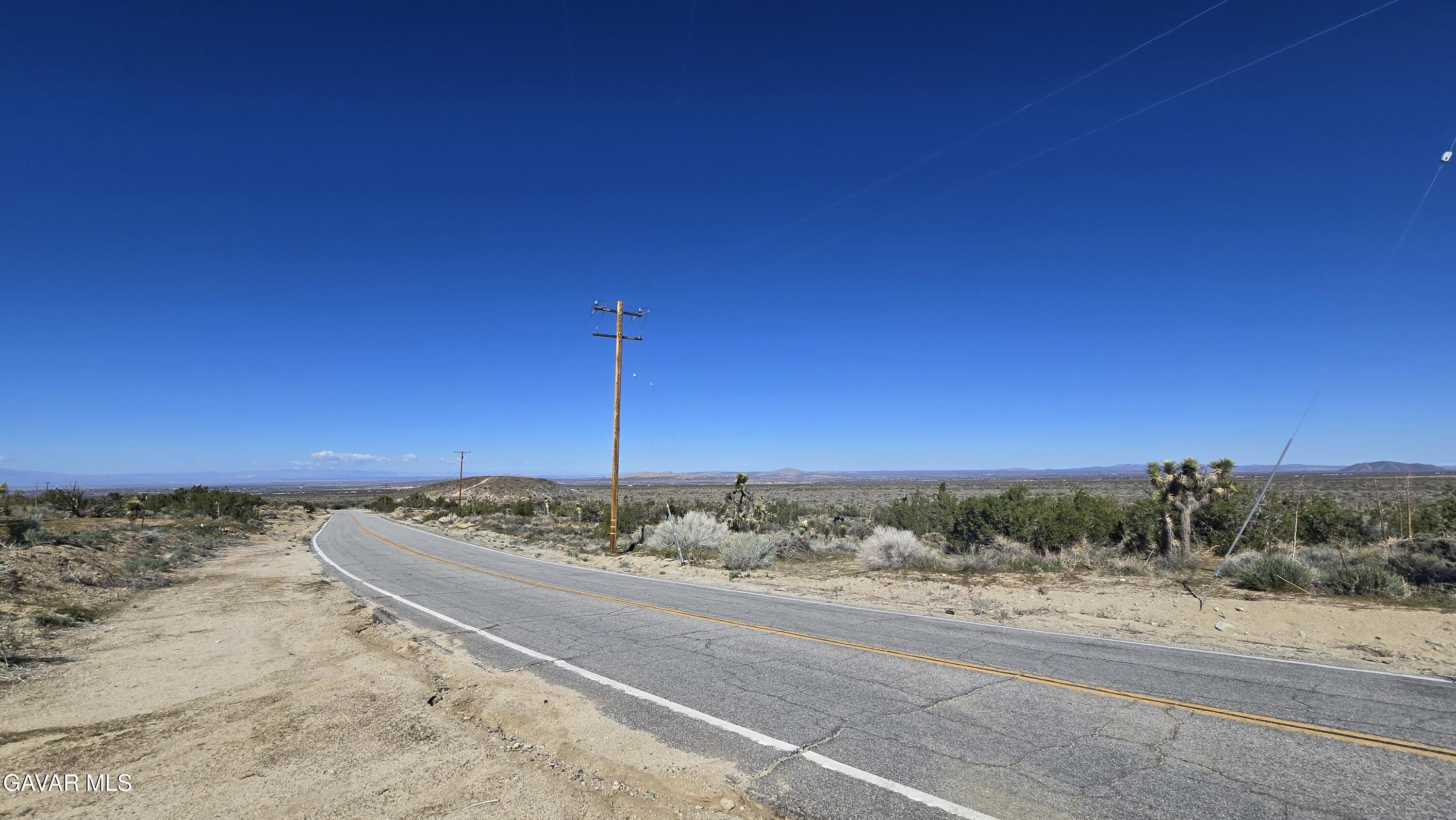 Valyermo Road Pearblossom, CA 93553 - Photo 2 of 34 a view of a sky view