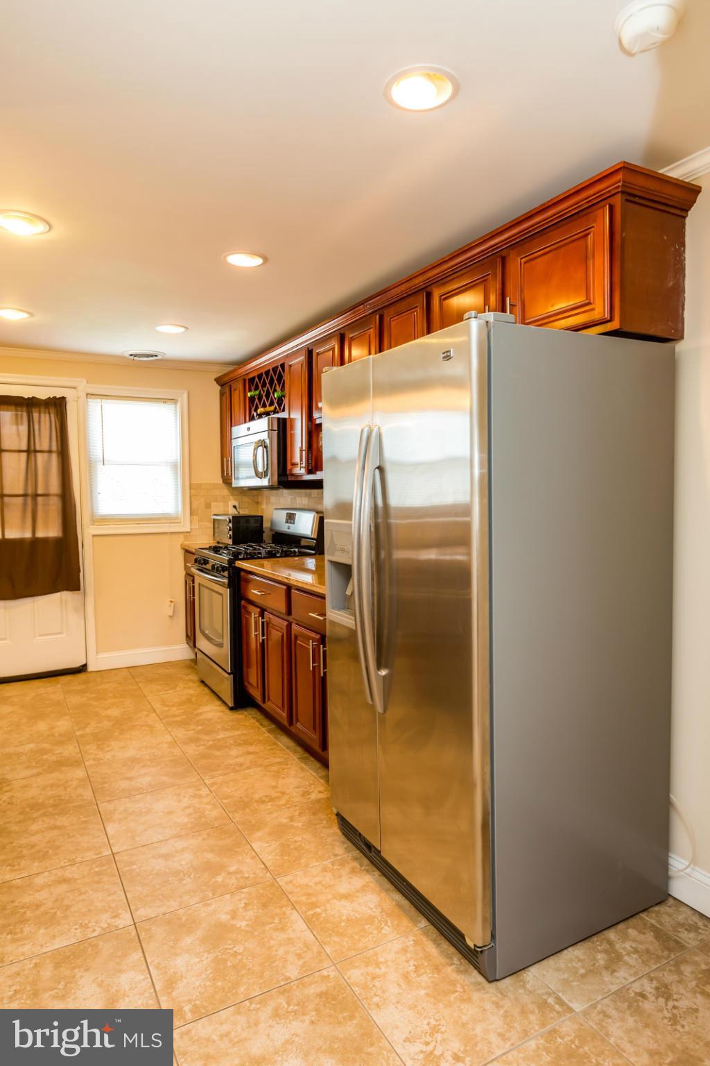 1458 Barrett Road Baltimore, MD 21207 - Photo 14 of 30 Kitchen