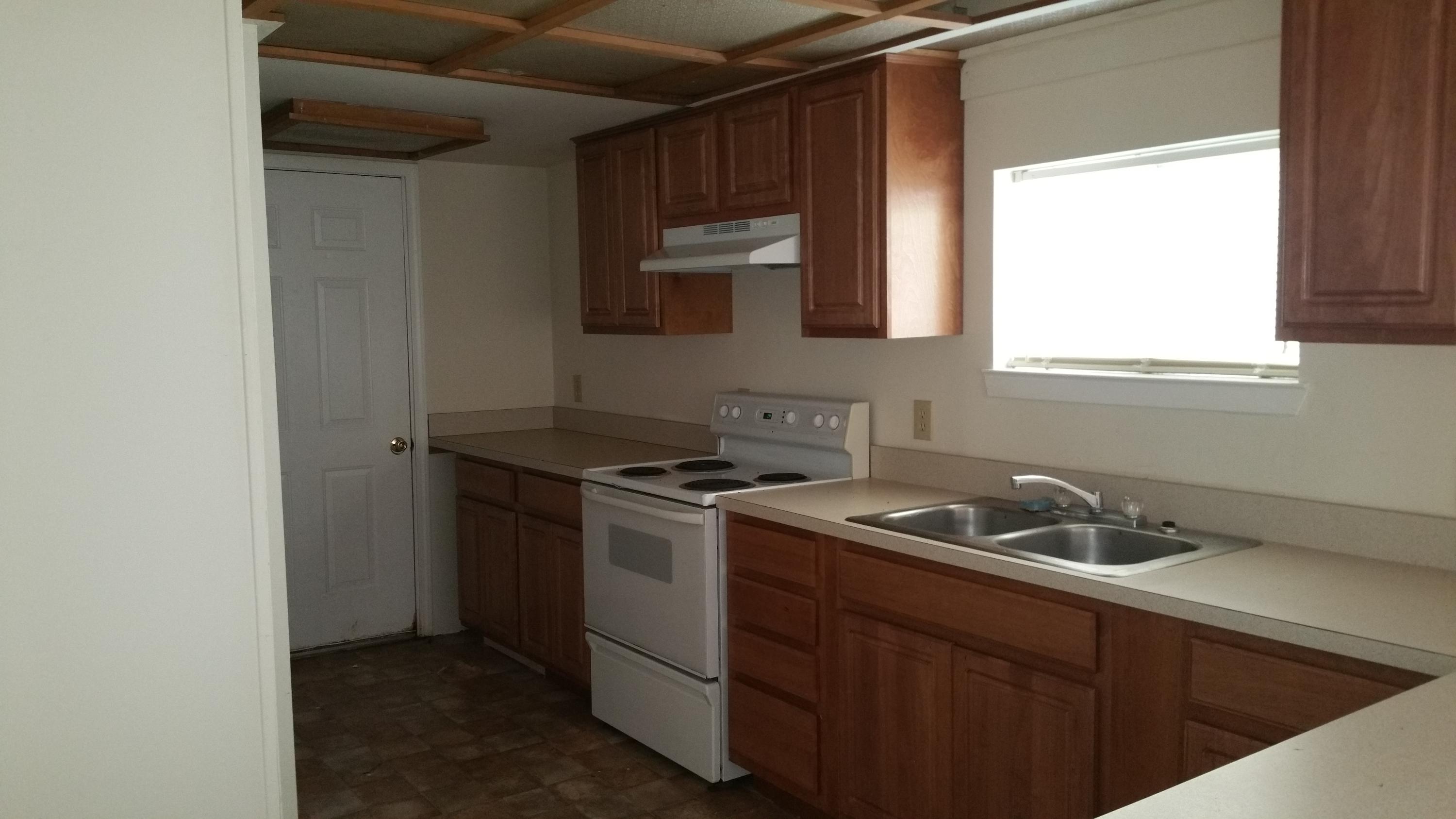 2938 Holley Point Road Navarre, FL 32566 - Photo 10 of 13 Gallery Image 10