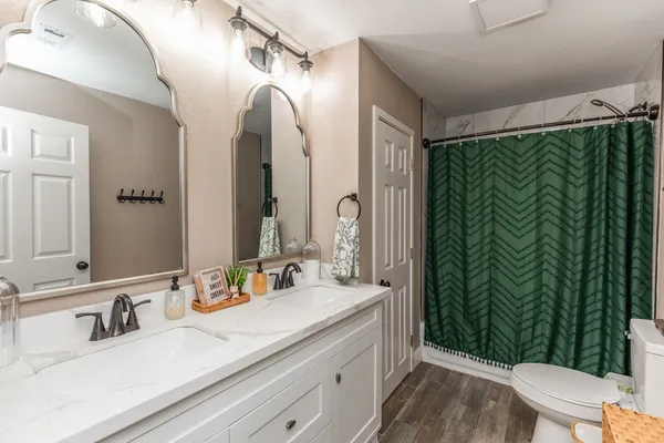 $375,000 | 1056 Fm 2938 Road, Buna, TX 77612