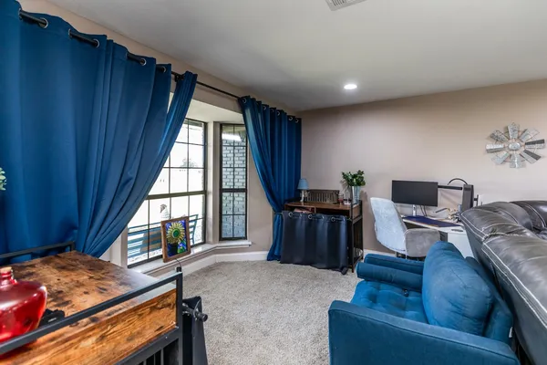 $375,000 | 1056 Fm 2938 Road, Buna, TX 77612