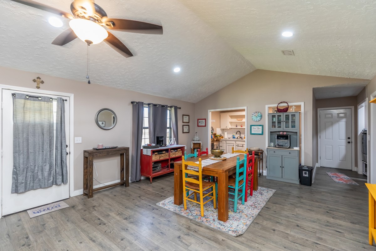 1056 Fm 2938 Road Buna, TX 77612 - Photo 34 of 48