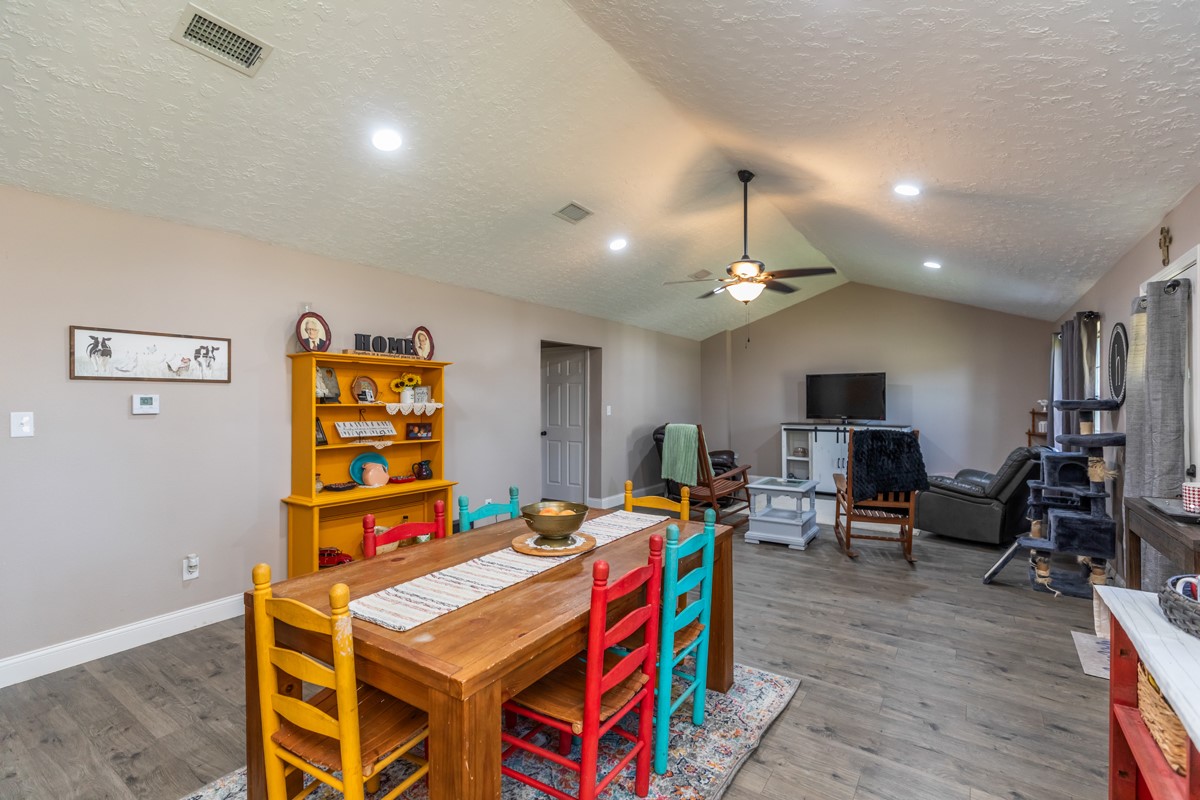 1056 Fm 2938 Road Buna, TX 77612 - Photo 35 of 48