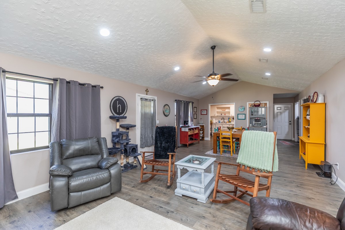 1056 Fm 2938 Road Buna, TX 77612 - Photo 38 of 48