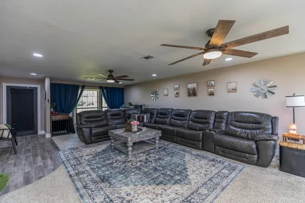 $375,000 | 1056 Fm 2938 Road, Buna, TX 77612