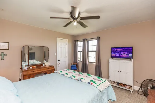 $375,000 | 1056 Fm 2938 Road, Buna, TX 77612