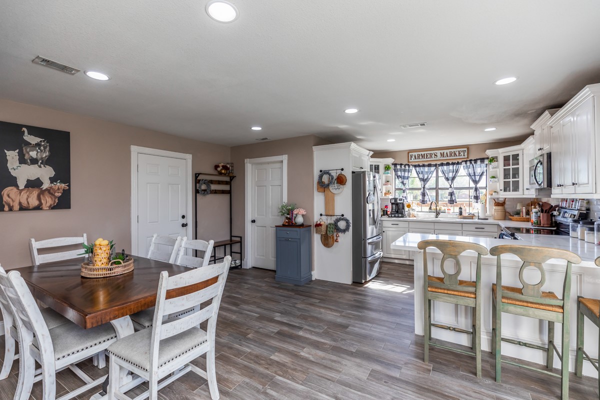 1056 Fm 2938 Road Buna, TX 77612 - Photo 6 of 48