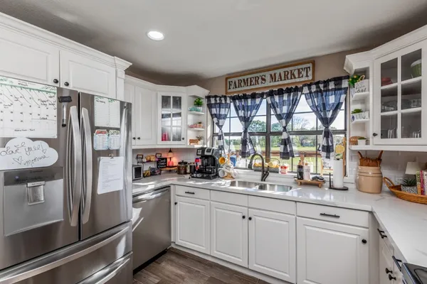 $375,000 | 1056 Fm 2938 Road, Buna, TX 77612