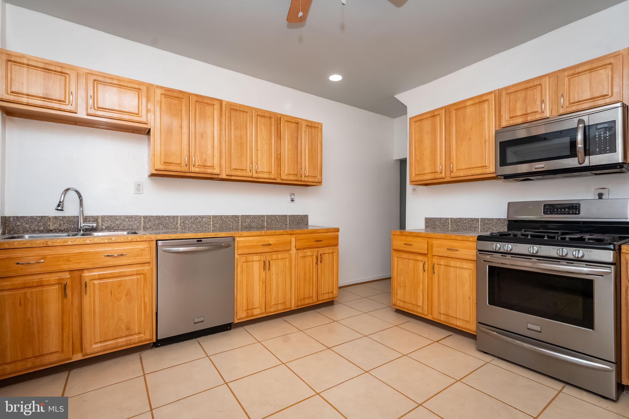 3604 Old Frederick Road Baltimore, MD 21229 - Photo 14 of 53