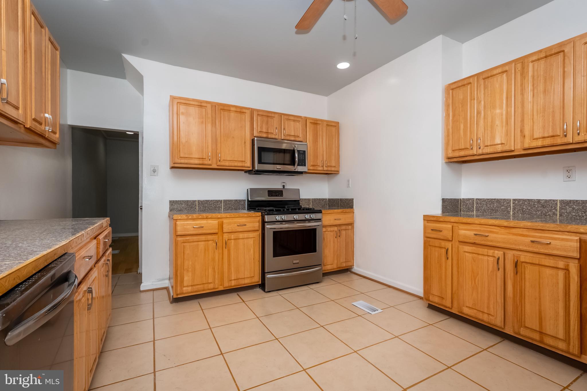 3604 Old Frederick Road Baltimore, MD 21229 - Photo 16 of 53