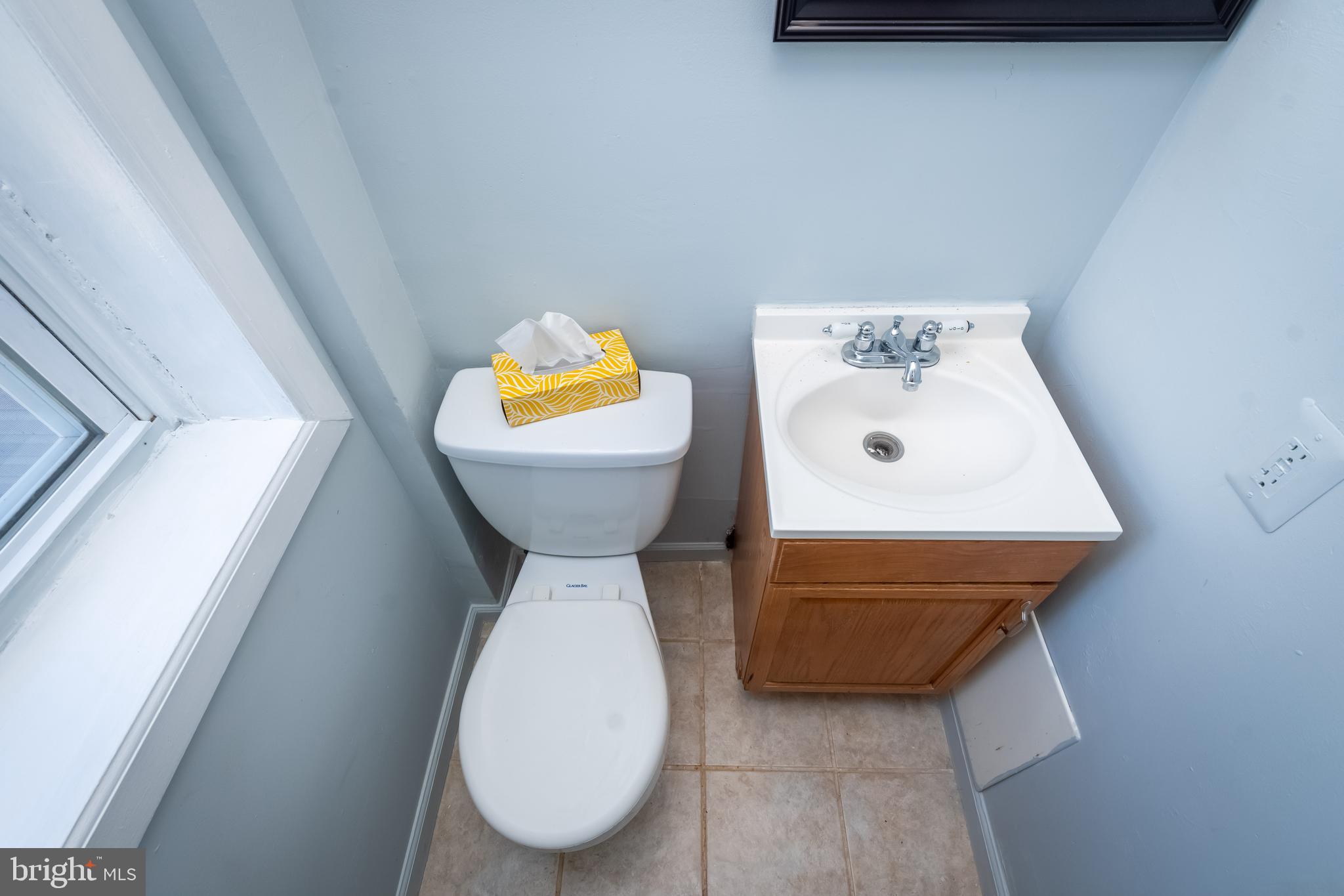 3604 Old Frederick Road Baltimore, MD 21229 - Photo 32 of 53 Upper bathroom