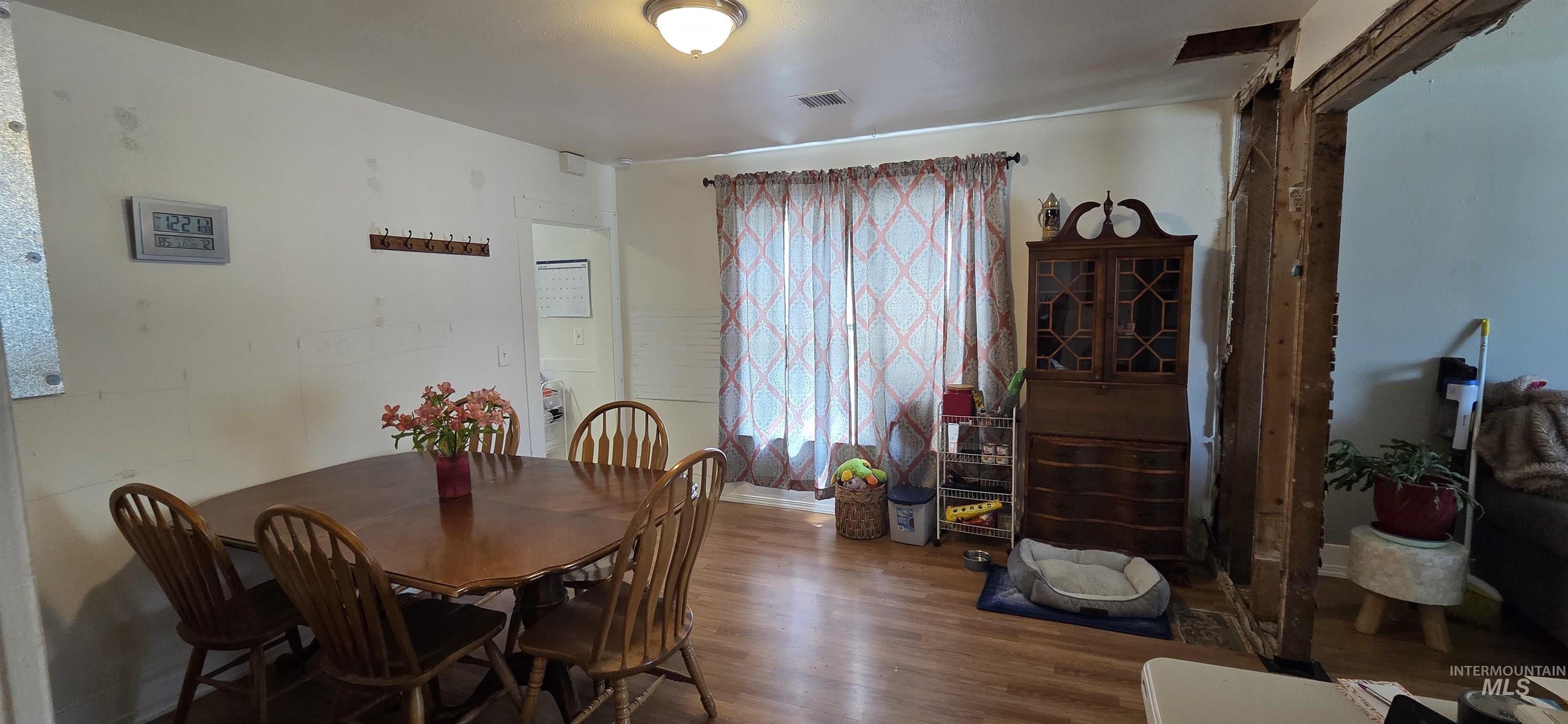 509 16th Street Lewiston, ID 83501 - Photo 3 of 10 Dining room featuring wood finished floors