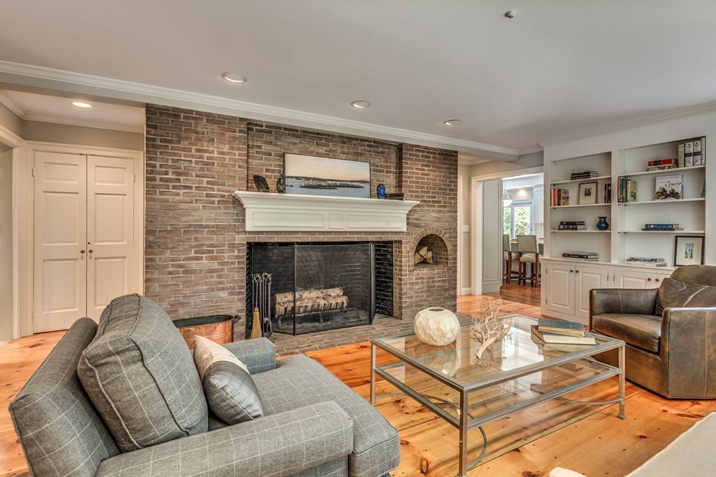 11 Stinson Road Andover, MA 01810 - Photo 8 of 30