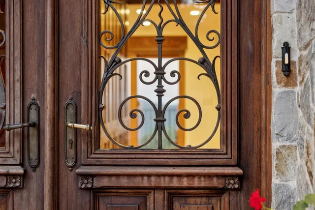 $11,700,000 | 25200 Loma Prieta Avenue, Los Gatos, CA 95033