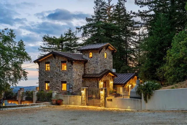 $11,700,000 | 25200 Loma Prieta Avenue, Los Gatos, CA 95033