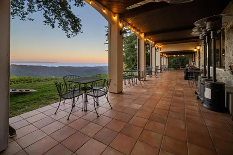 $11,700,000 | 25200 Loma Prieta Avenue, Los Gatos, CA 95033