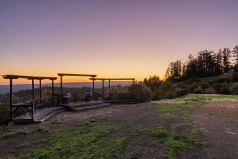 $11,700,000 | 25200 Loma Prieta Avenue, Los Gatos, CA 95033