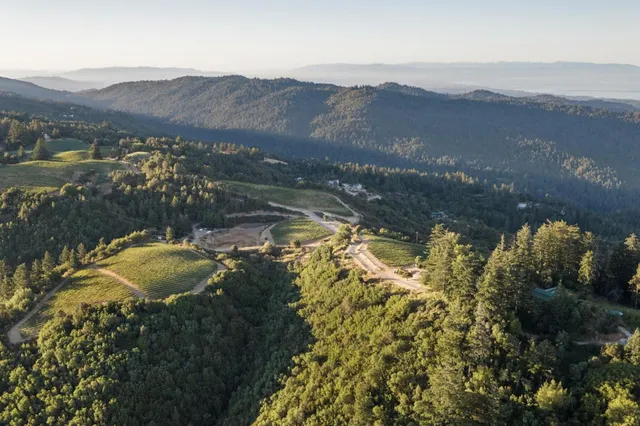 $11,700,000 | 25200 Loma Prieta Avenue, Los Gatos, CA 95033