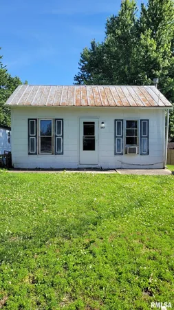 $108,750 | 205-207 West Perkins Street, Payson, IL 62360