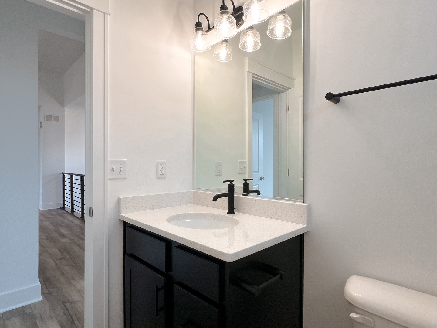 668 East Becker Place Sycamore, IL 60178 - Photo 12 of 31