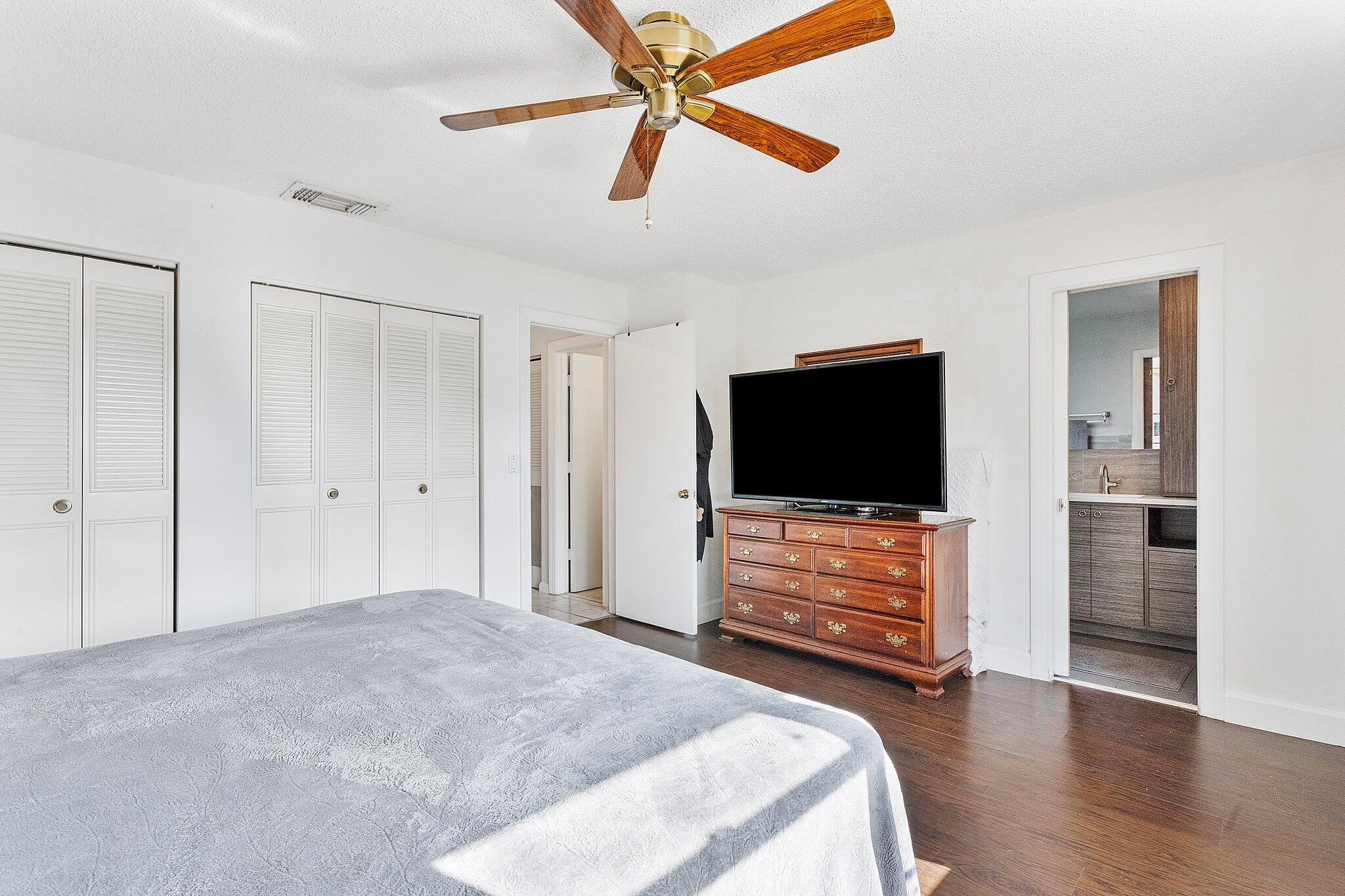 23073 Southwest 56th Avenue Boca Raton, FL 33433 - Photo 13 of 24 28-web-or-mls-0E2A5888