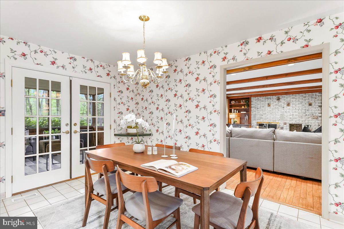 1750 Stocton Road Jenkintown, PA 19046 - Photo 23 of 50 Charming dining space with floral accents.
