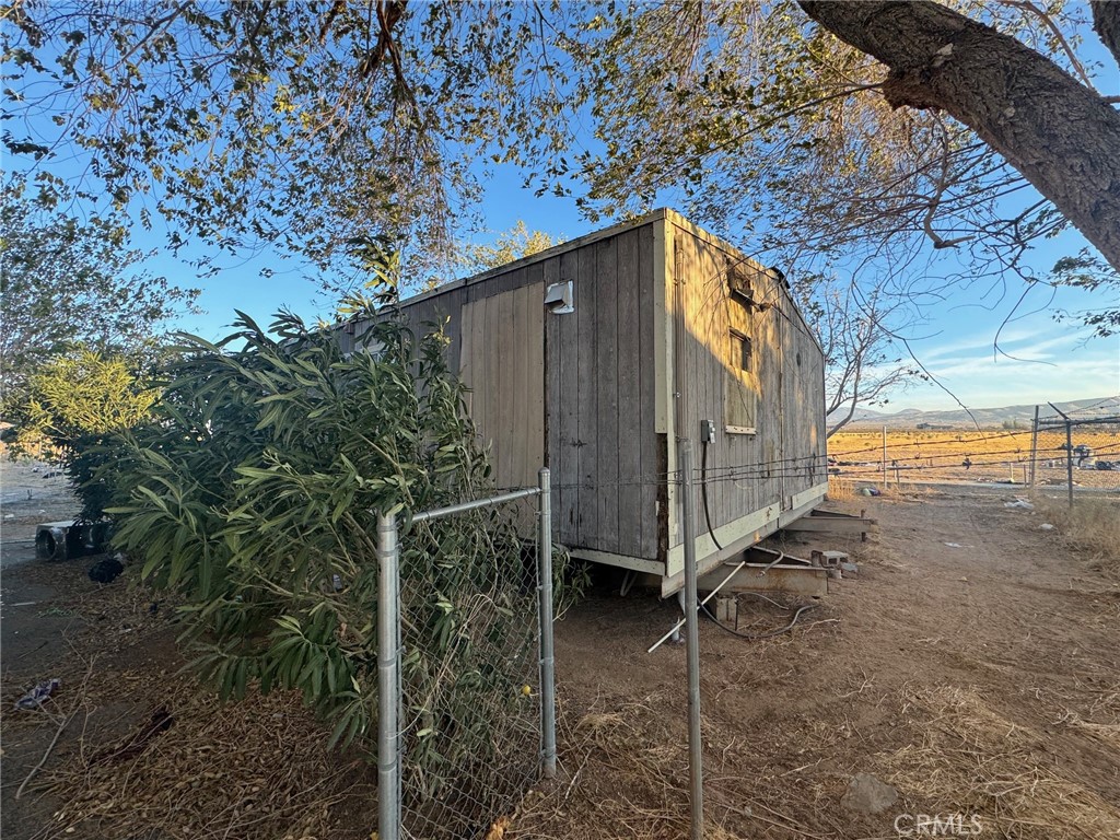 23839 Bear Valley Road Apple Valley, CA 92308 - Photo 2 of 8