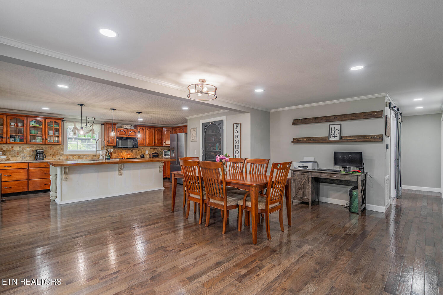 151 Gray Knob Road Kingston, TN 37763 - Photo 8 of 60 A7307520-HDR