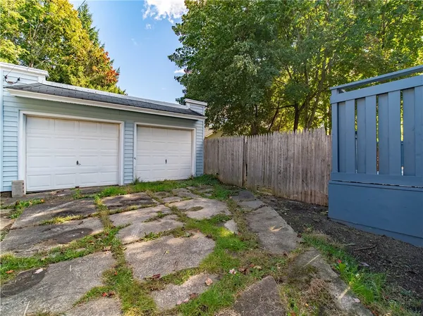 $129,777 | 42 Chapman Street, Jamestown, NY 14701