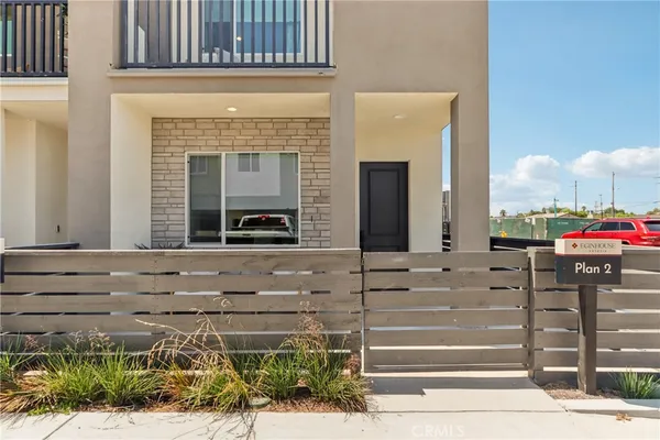 $919,990 | 11716 Arkansas Street, Unit I, Artesia, CA 90701