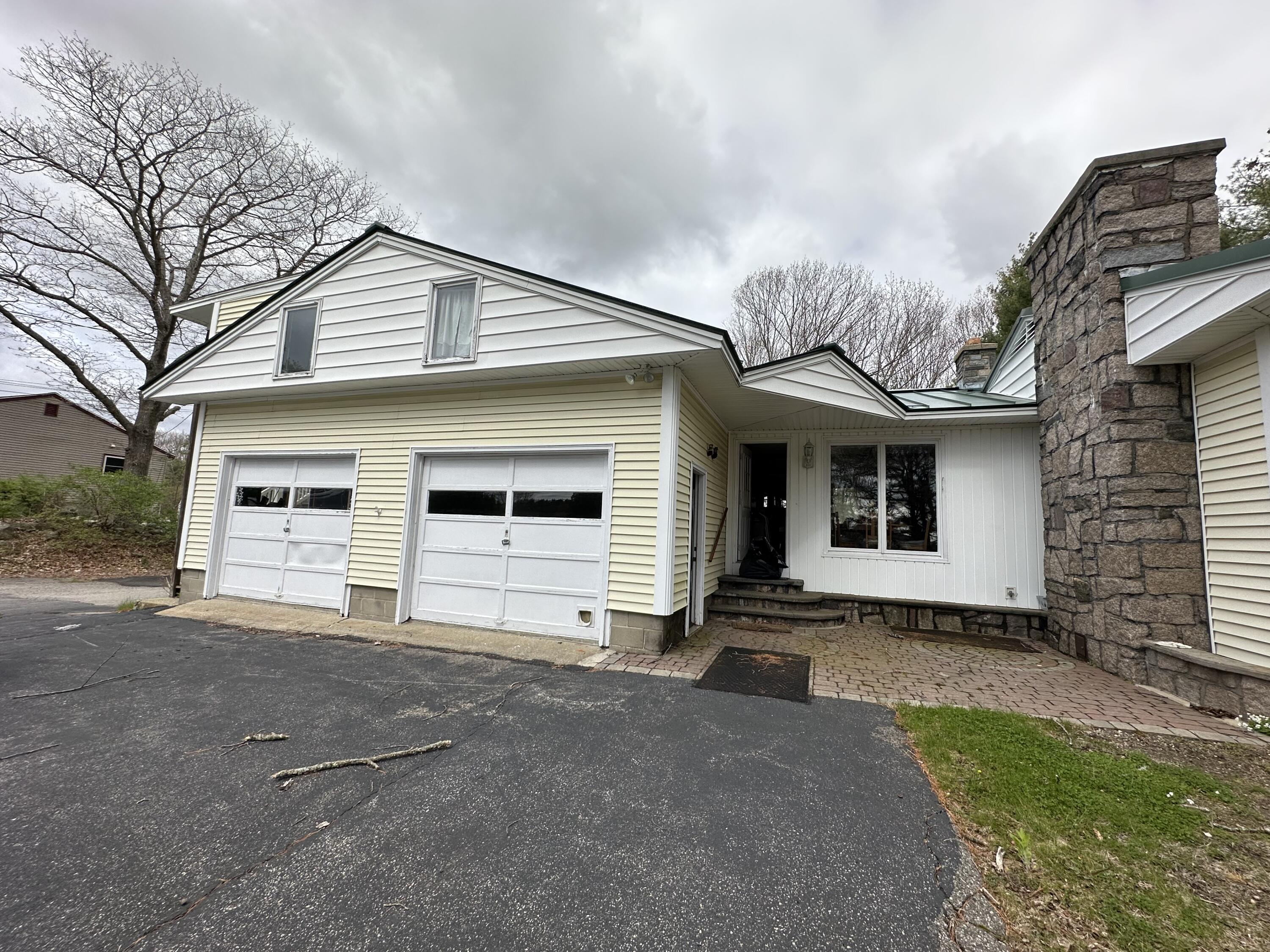 562 Post Road Wells, ME 04090 - Photo 3 of 97 IMG_0357