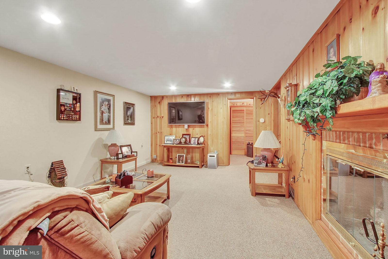 1720 Church Road York, PA 17408 - Photo 20 of 35
