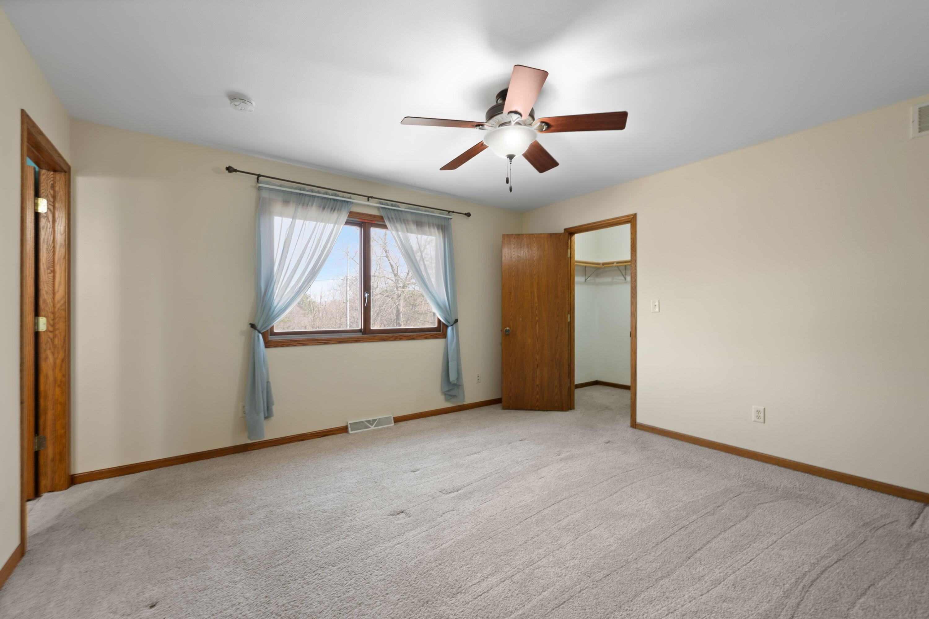 W1132 Hilltop Road Rubicon, WI 53078 - Photo 12 of 23 Primary