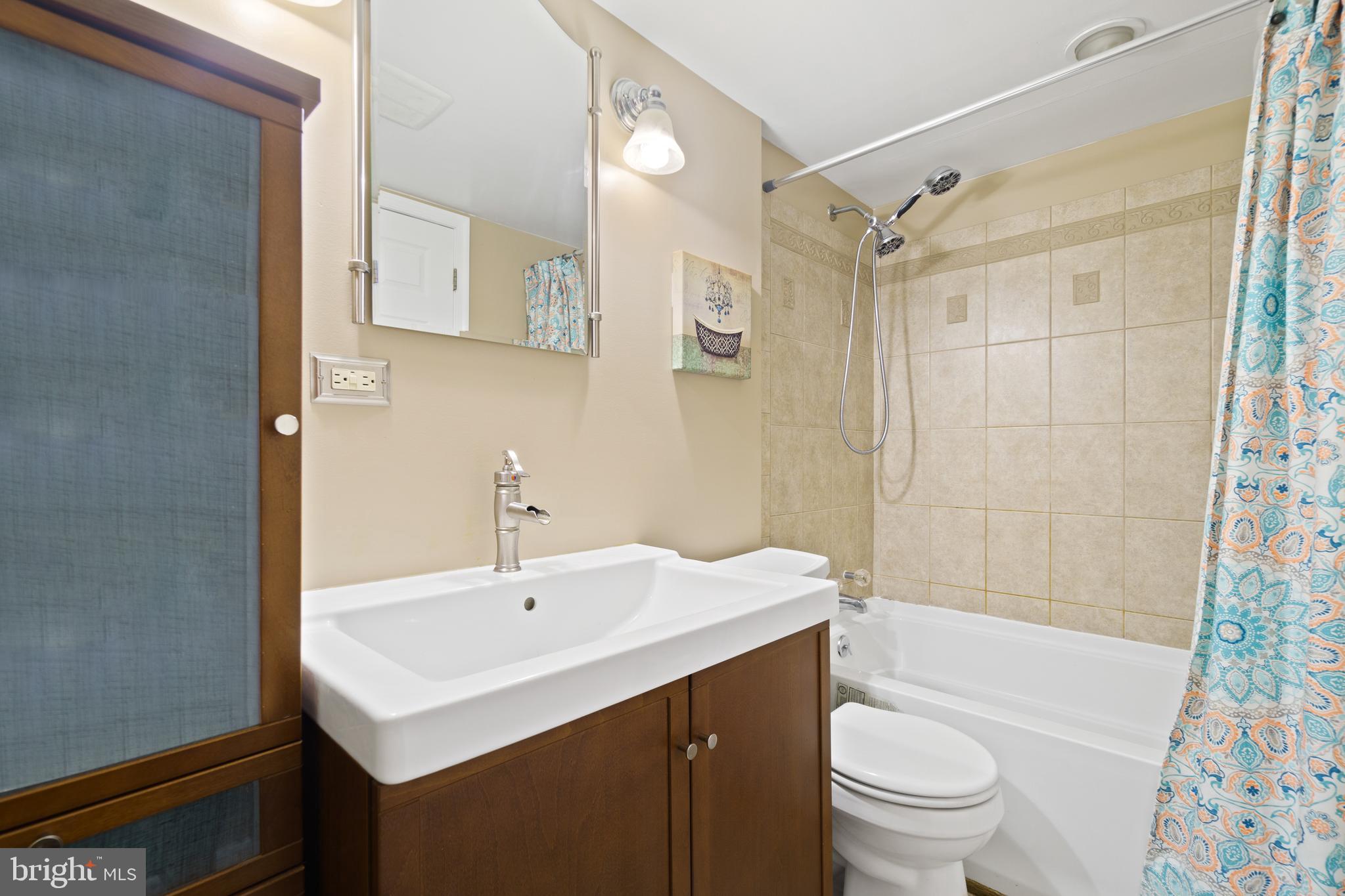 3316 Randall Road Suitland, MD 20746 - Photo 11 of 21 Full bath in Basement