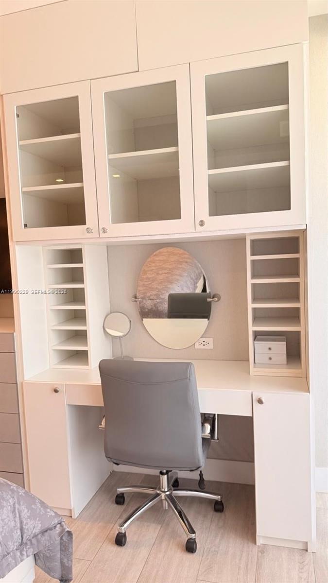45 Southwest 9th Street, Unit 1401 Miami, FL 33130 - Photo 16 of 17