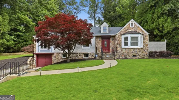 $2,700 | 857 Chattahoochee Drive, Gainesville, GA 30501