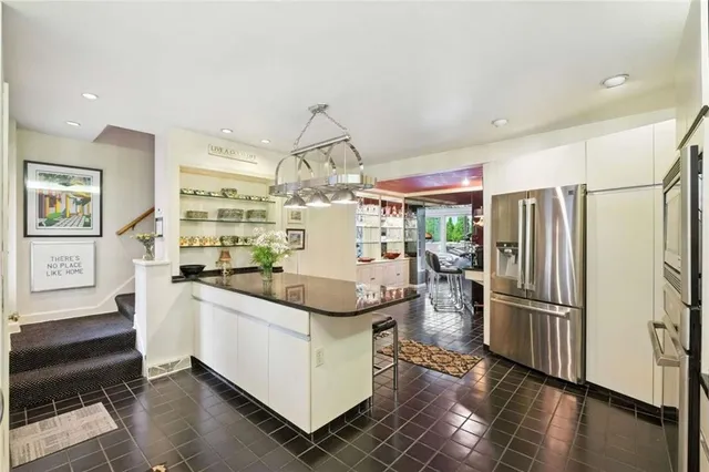 $1,395,000 | 872 Canterbury Lane, Pittsburgh, PA 15232