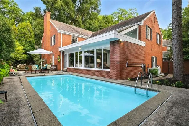 $1,395,000 | 872 Canterbury Lane, Pittsburgh, PA 15232