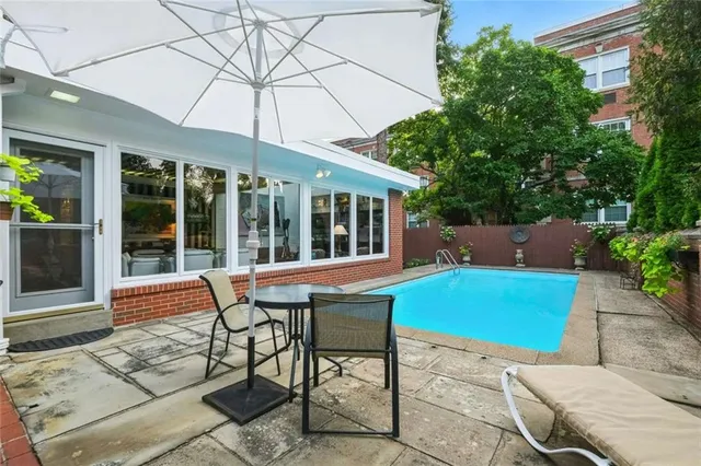 $1,395,000 | 872 Canterbury Lane, Pittsburgh, PA 15232