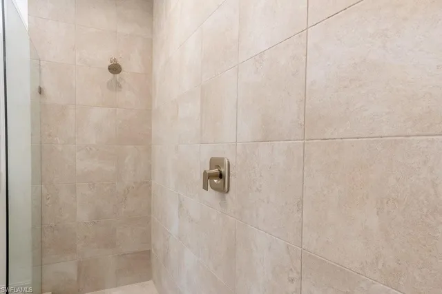 $525,000 | 7565 Carnegie Way, Naples, FL 34119