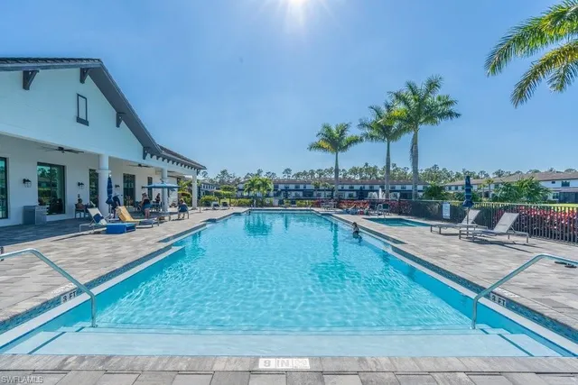 $525,000 | 7565 Carnegie Way, Naples, FL 34119