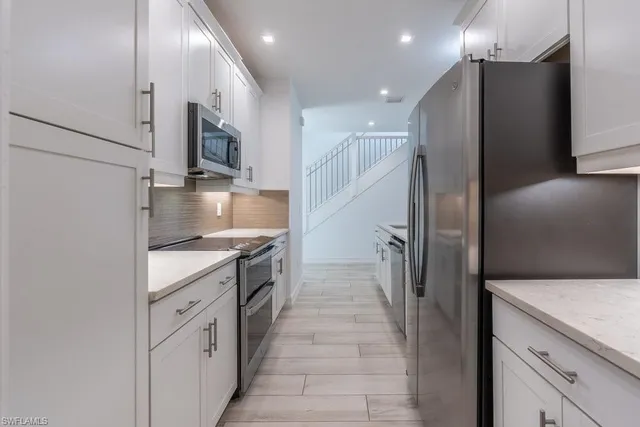 $525,000 | 7565 Carnegie Way, Naples, FL 34119